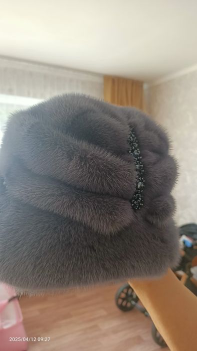 Продам шапку женская