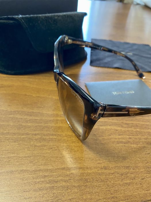 Солнцезащитные очки Tom Ford оригинал