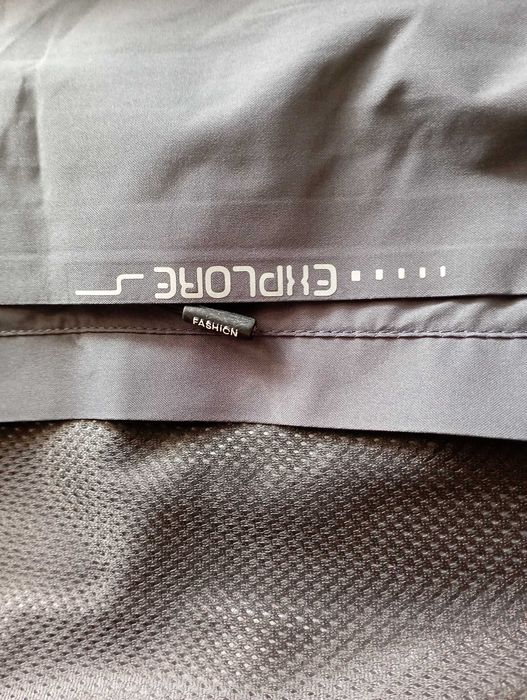 Водоустойчиво яке / ветровка  XL