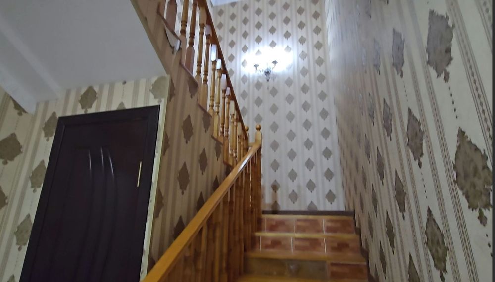 Два дома в одном 5-ти комн 4-соток Машинный базар