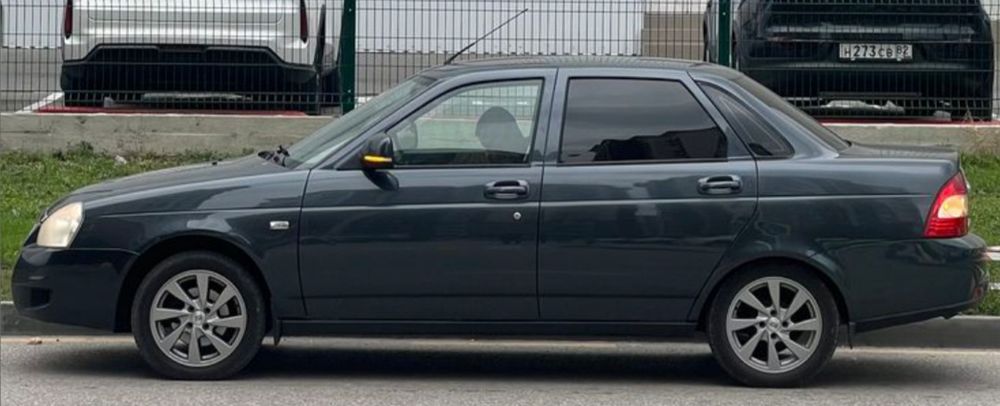 Priora 21126 sotiladi