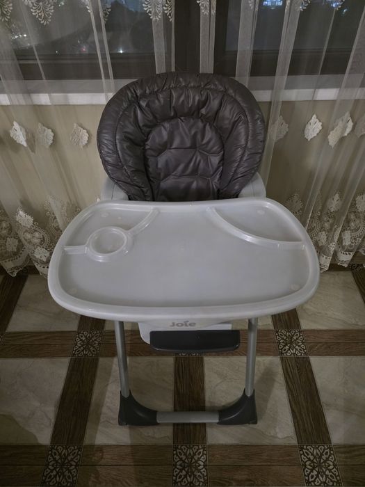 Столик для кормления JOIE
