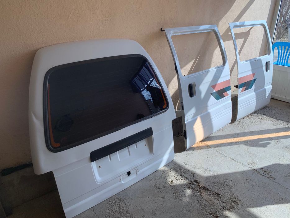 Дамас эшиклари ва уриндиклари сотилади