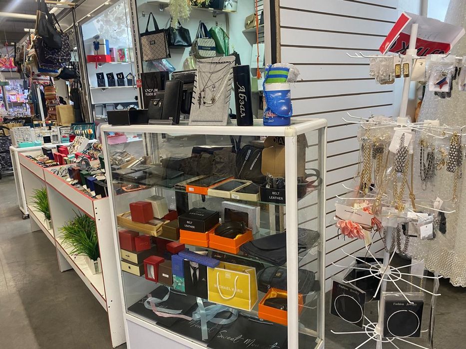 Продам бутик алтын  орде