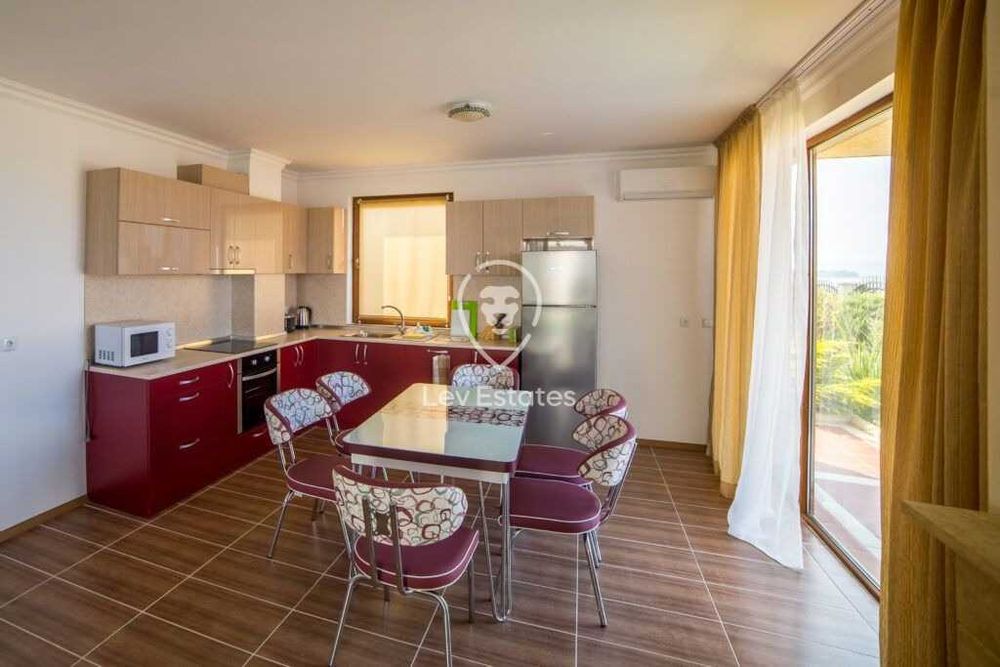 Продава се Къща в с. Лозенец, Област Бургас - 244 кв.м за 1226 €/кв.м - Снимка #2