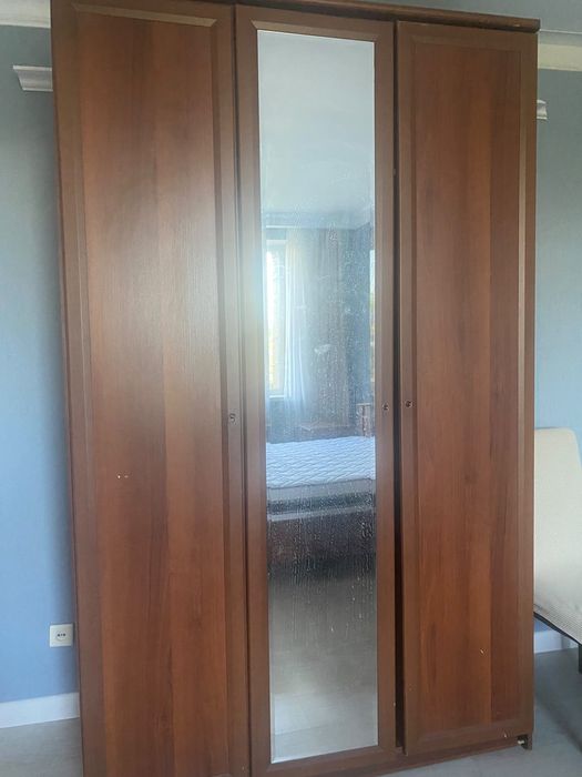 Продаётся кровать двуспальная