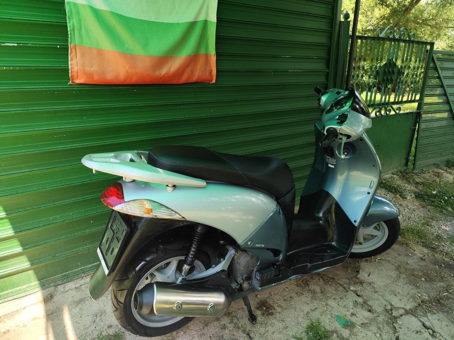 Скутер Хонда Q 1250.  Honda  Q 125