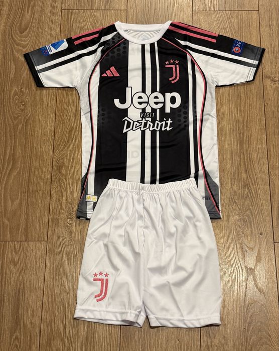 Compleu fotbal copii Juventus - Yildiz