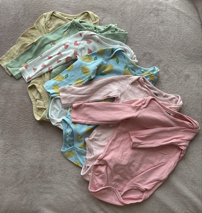 Lot hainute bebelusi