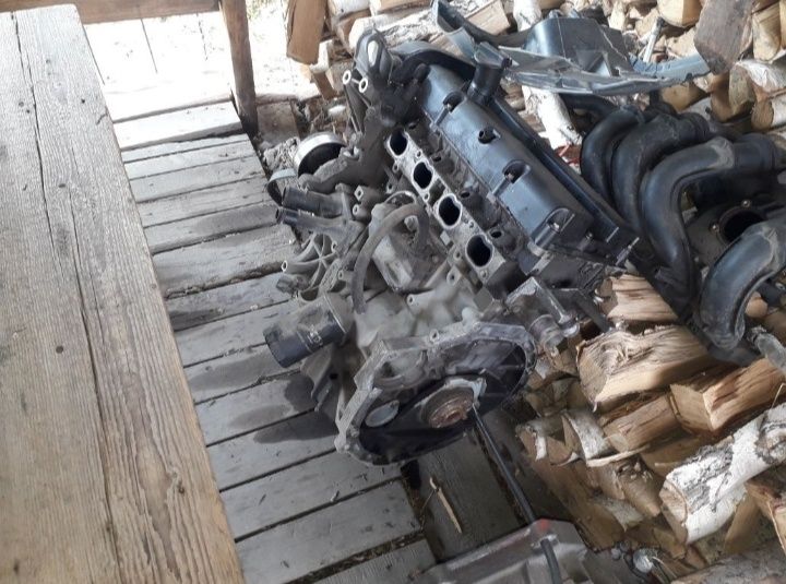 Двигатель на ford fusion 1,6