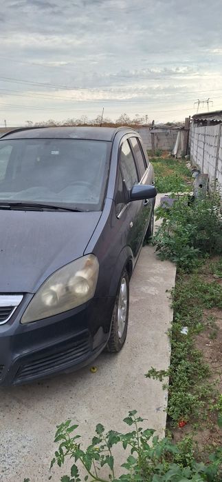 De vânzare Opel zafira