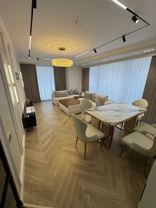 Полностью меблирована и готова к проживанию  (Новостройка)  U-Tower