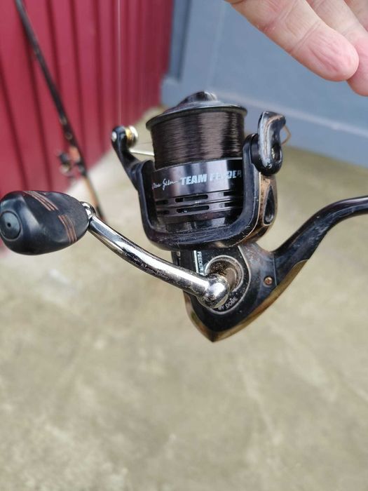 Vand 2 undite cu mulinete