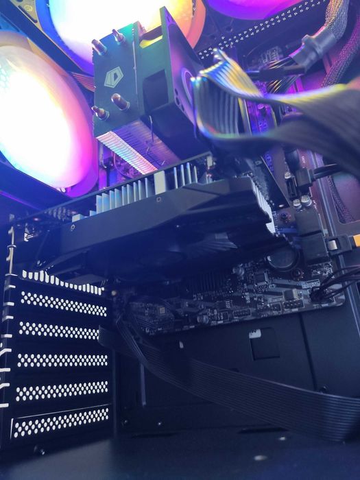 Продам сборку i5 10400/DDR4 2x8gb/SSD 256gb/HDD 1tb/GTX 1060 6gb