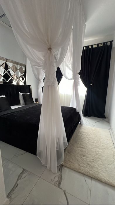 Inchiriez in regim hotelier apartament de LUX cu jacuzzi