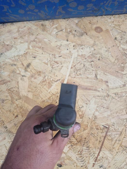 Injector ford transit 2.2 E5 codul piesei BK2Q-9K546-AG
