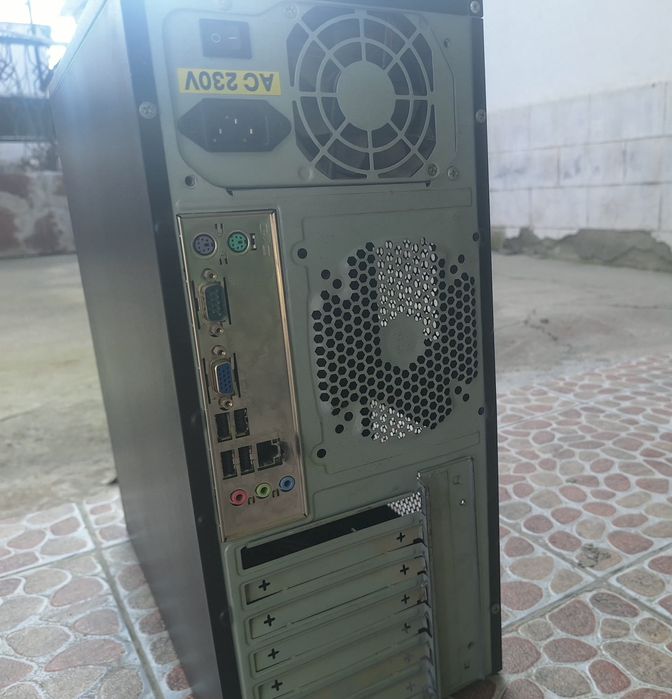 Продам системный блок от Neotech
