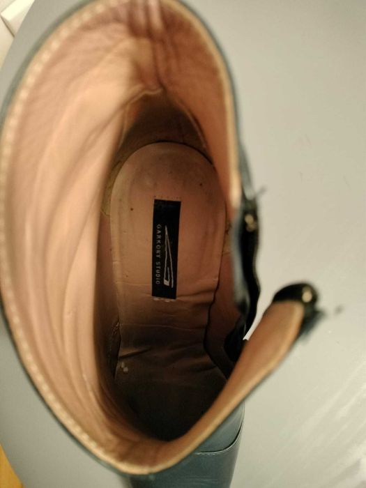 Ghete din Piele - Stare foarte buna
