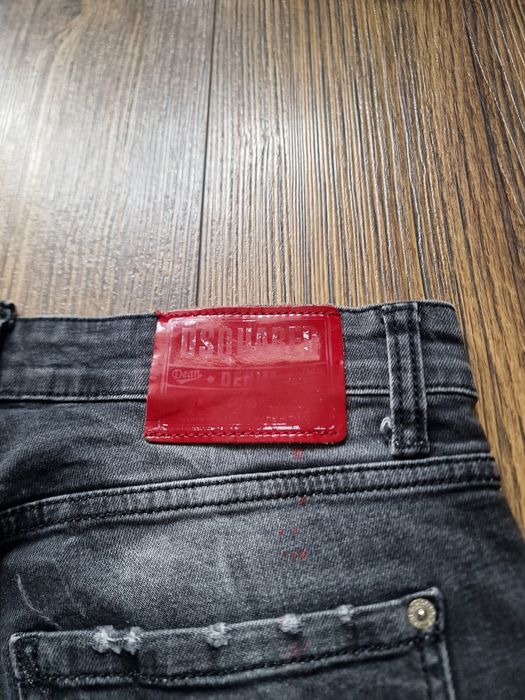 Страхотни мъжки слим дънки DSQUARED2 размер 48 / М