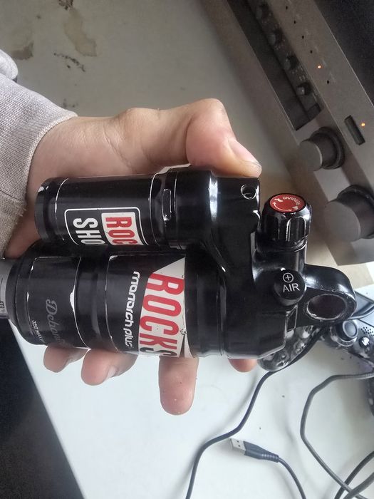 Shock Rockshox Monarch Rc3 (se videaza mecesita service)