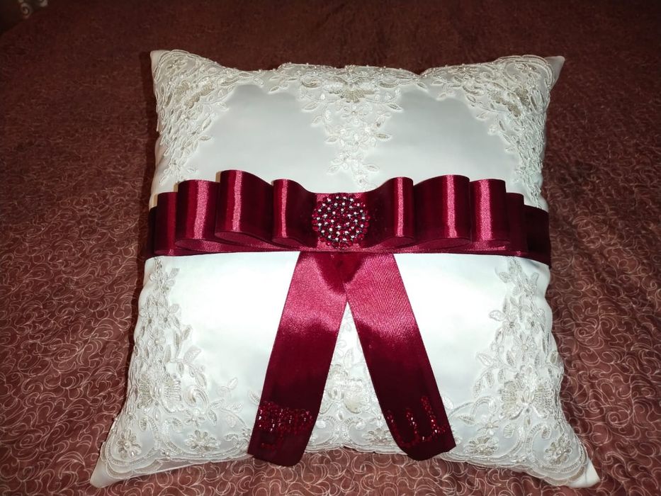 Украшения ручной работы