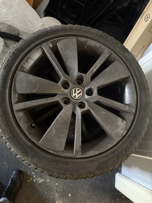 Jante Aliaj cauciucuri 235/45/18 Winter Pirelli SotoZero stare buna