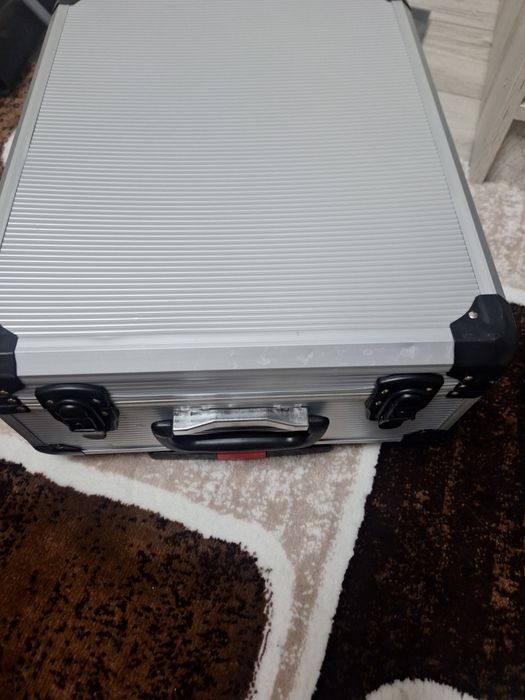 Продам набор инструментов