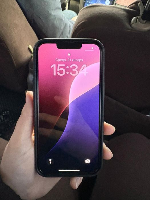 Iphone 13 в отличном состоянии