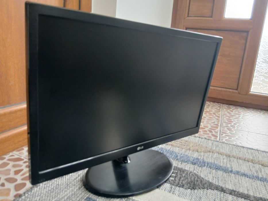 Monitor 22" Full HD