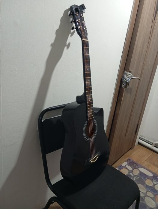 Продается гитара