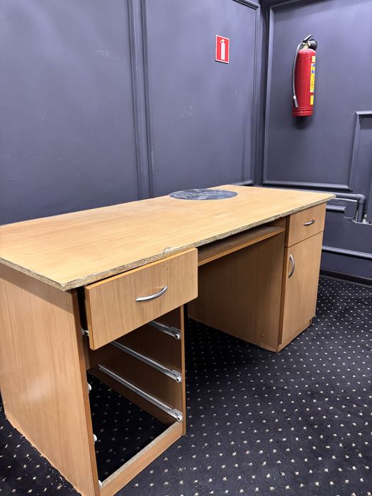 Стол офисный б/у