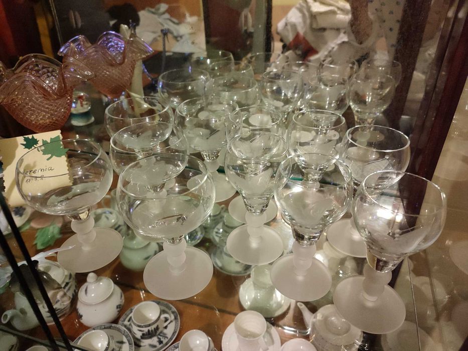 Seturi de cafea (din porțelan fin) și de pahare