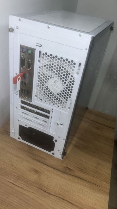 Pc gaming vand URGENT