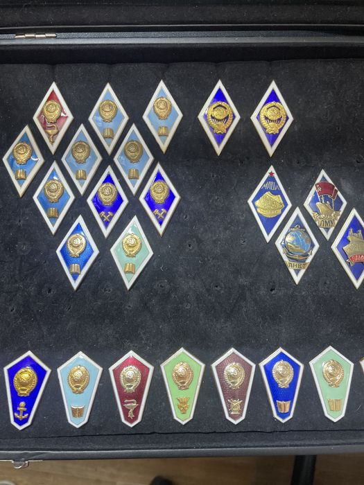 Продам знаки, значки СССР