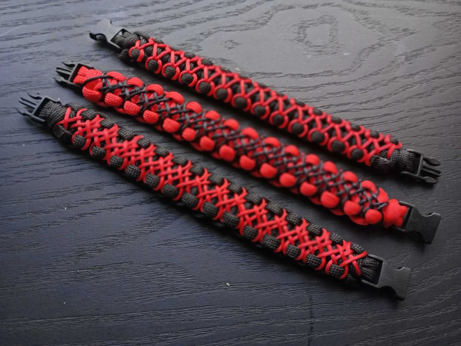 Паракорд гривни / Paracord bracelets