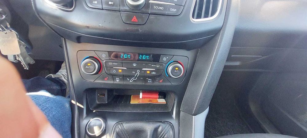 FORD Focus 2015 — imagine 2