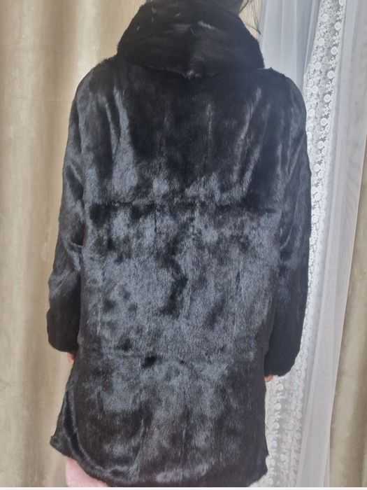 Продам норковую шубу