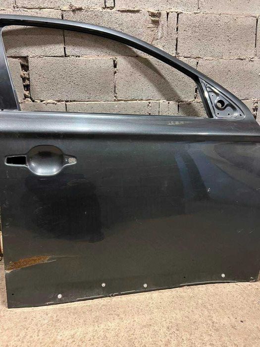 Outlander 3. 2020г дверь