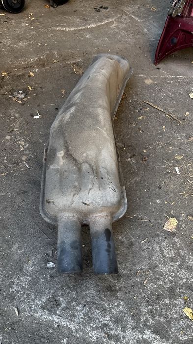 В разборе бмв е32 и е34