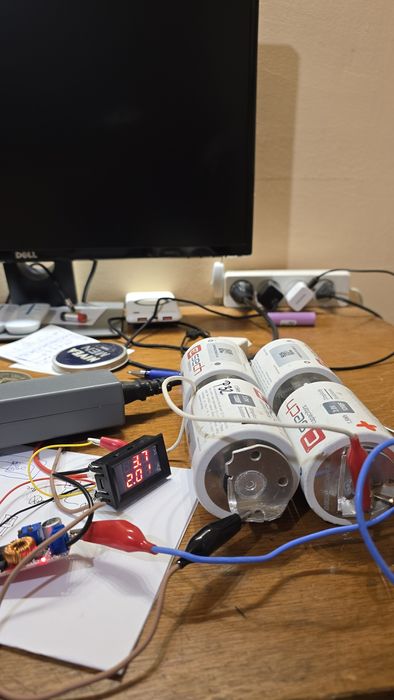 Vand roți(motoare) hoverboard, supercapacitoare 1200F, 3V