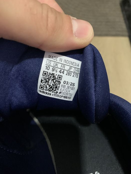 Маратонки Adidas 44