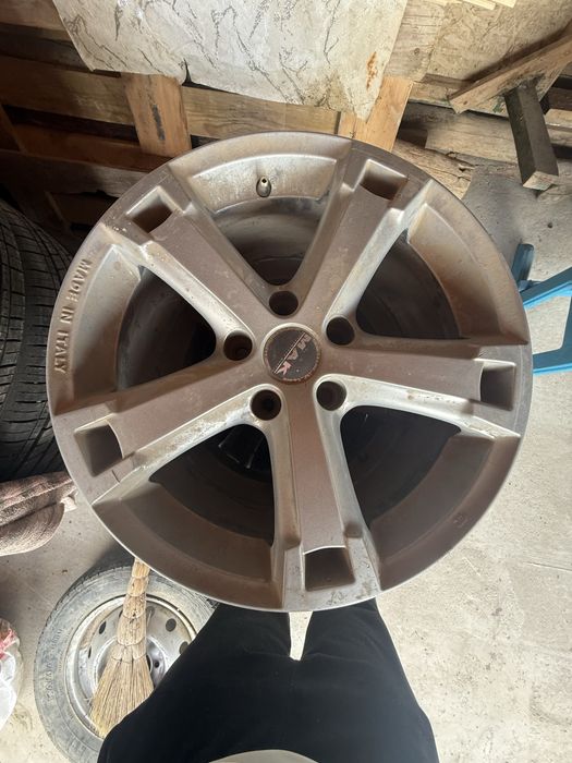 Диск MAK R17 5х114,3 Camry 35