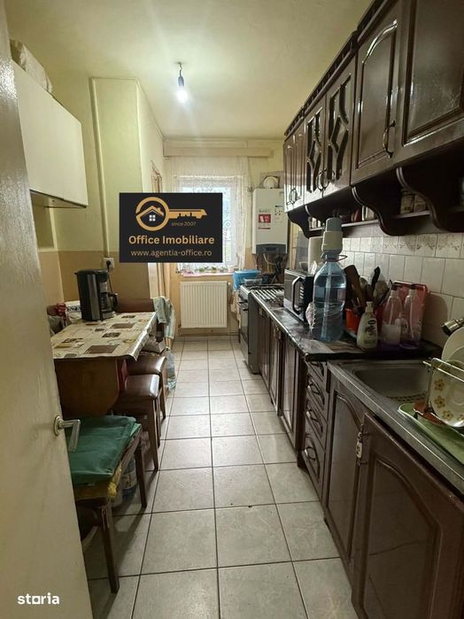 Bulevardul Traian apartament 4 camere decomandat 70mp