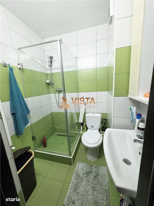 Apartament 4 camere, zona Astra