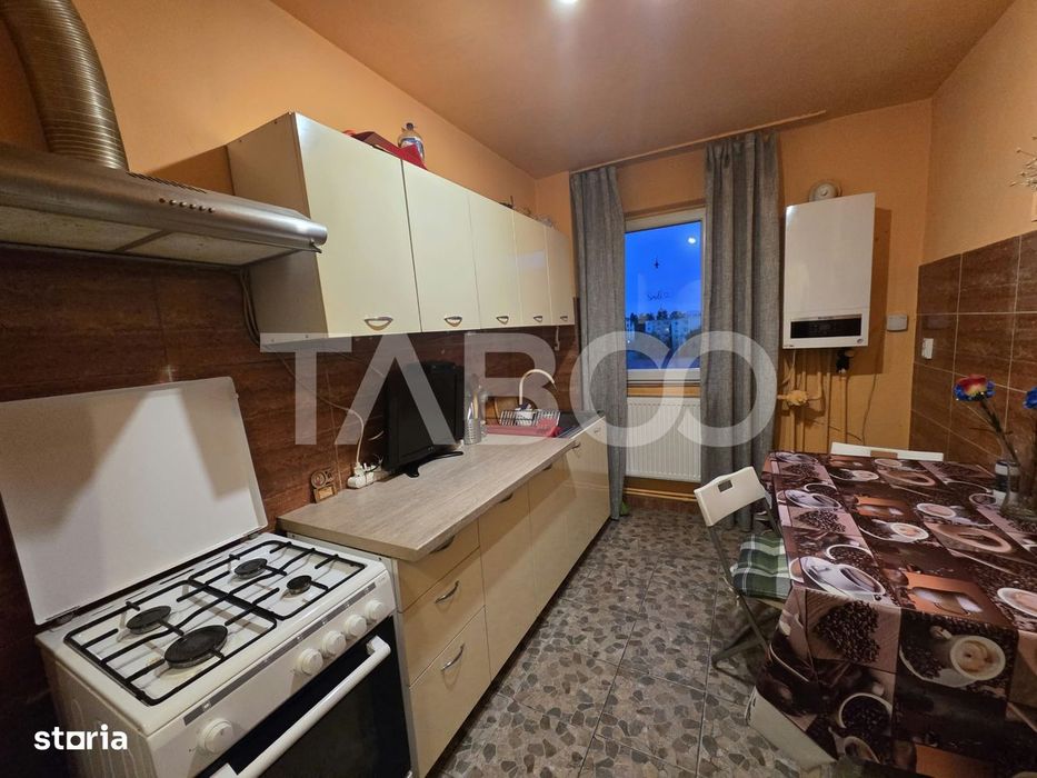 Apartament 2 camere semidecomandat de vanzare zona Tudor Vladimirescu
