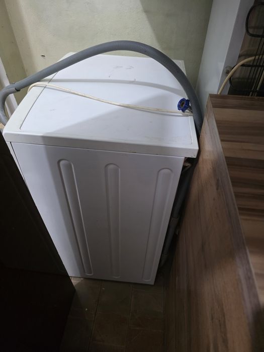 Продам стиральную машинку
