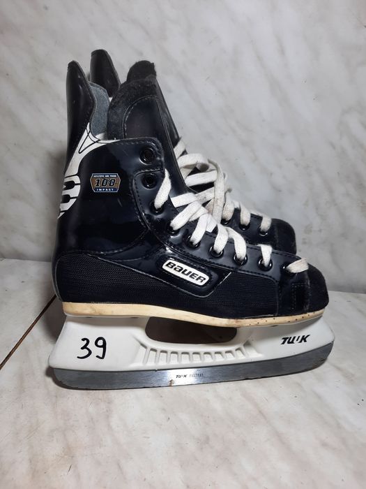 Patine hochei hochey 39 Bauer Impact marime 35-36 ( 23 cm)