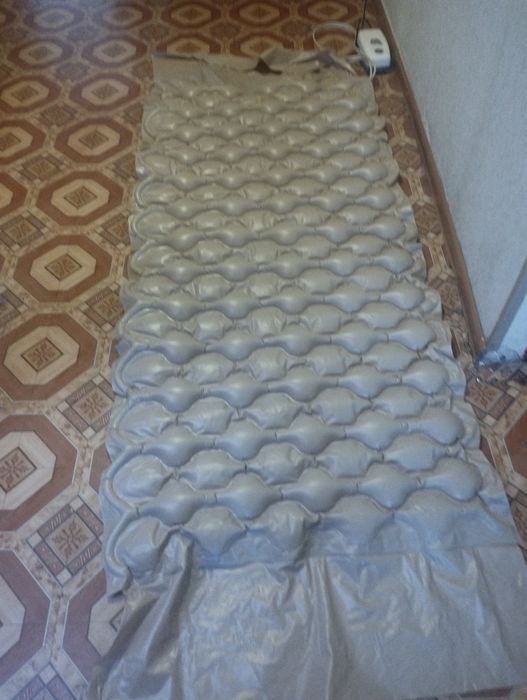 Противопролежневый матрас с компрессором