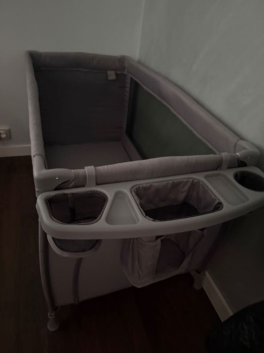 Бебешка кошара Chipolino Bella и бебешки матрак Chipolino Organic cotton