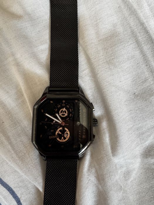 Продам часы skmei 1963